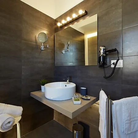 Apartment Al Duomo 4 *